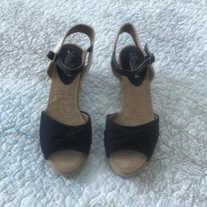 Lucky brand wedge sandals